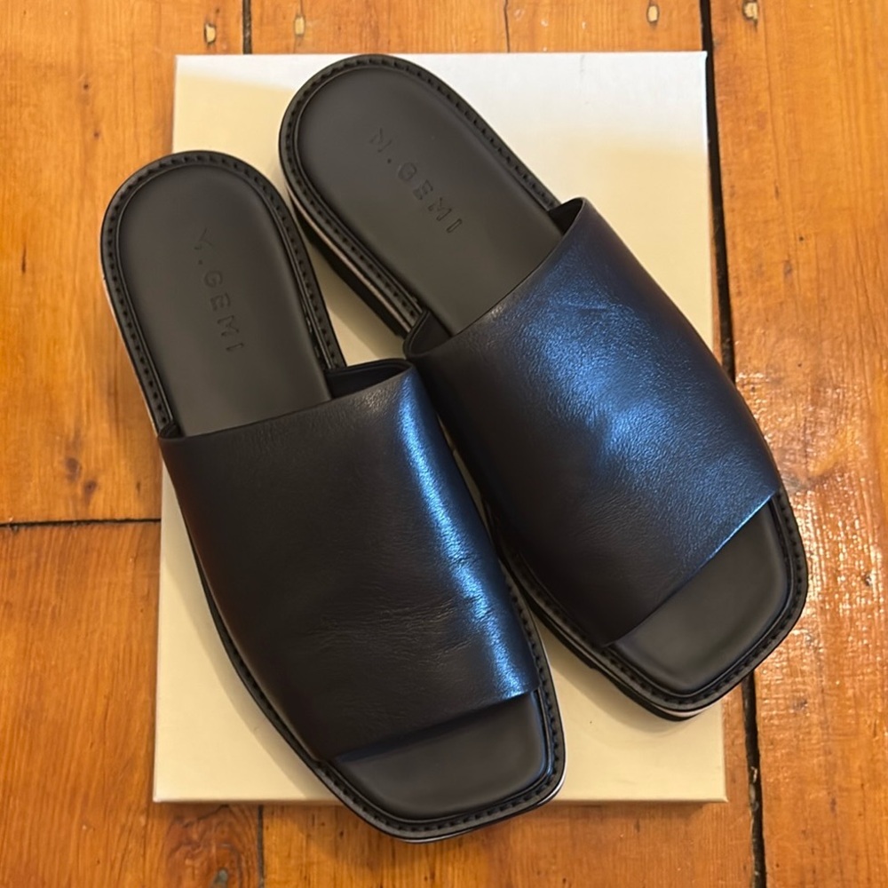 NWT M. Gemi - The Isella Sandals - Size 39.5